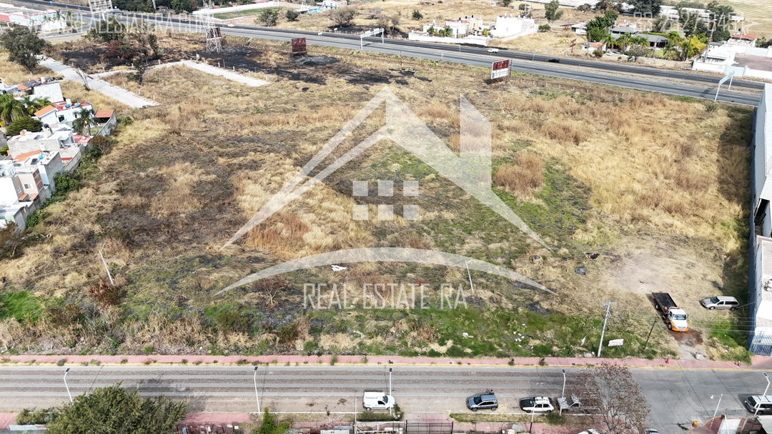 predios en Zapotlanejo junto a autopista